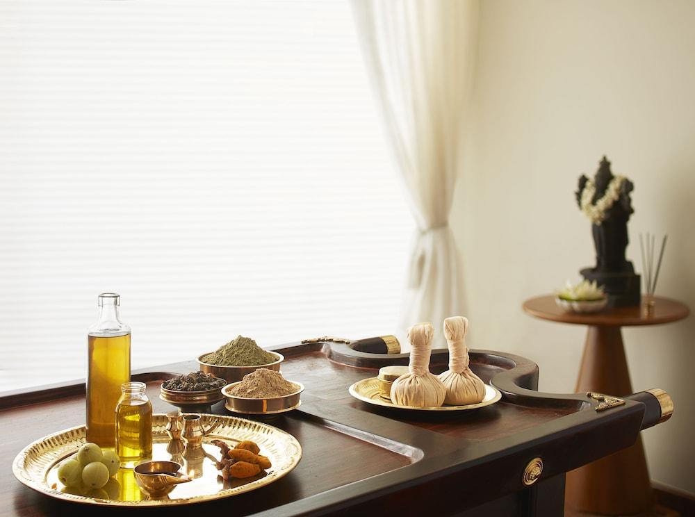 Taj Club House Hotel Chennai Luaran gambar Ayurvedic medicine