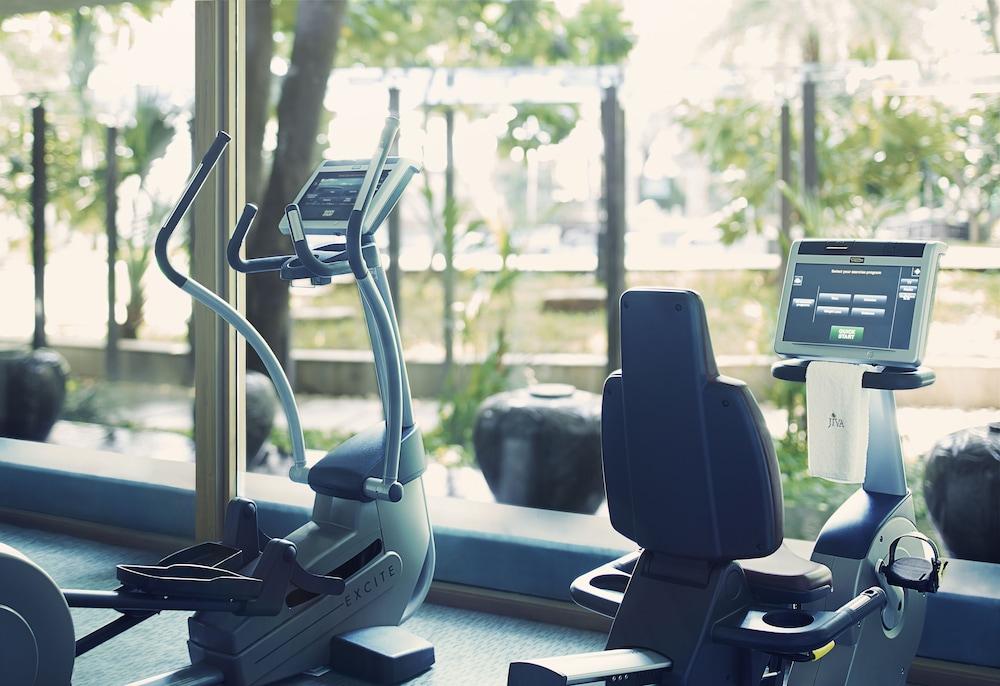 Taj Club House Hotel Chennai Luaran gambar A cross trainer